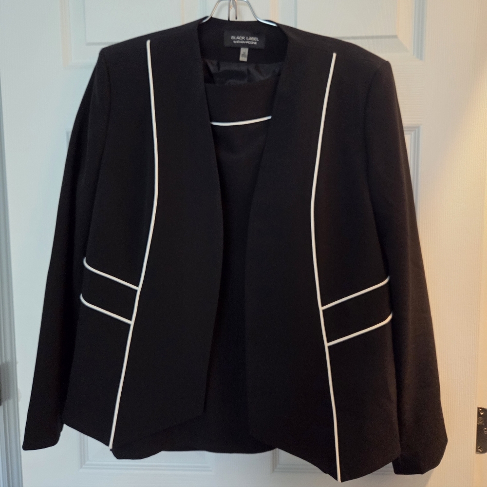 ✨️NWOT✨️ Evan Picone Women's Skirt Suit Set - Size 14/16